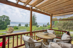 Crystal Lake Vacation Rental, 3 Mi to Betsie River